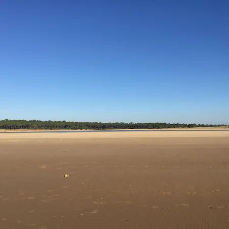 In Avrille Near Sandy Beaches * Saint-Hilaire-la-Forêt